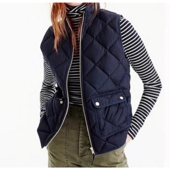 J. CREW Vest Women's L Navy Quilted Down Puffer Full Zip Excursion NWT - Picture 1 of 10